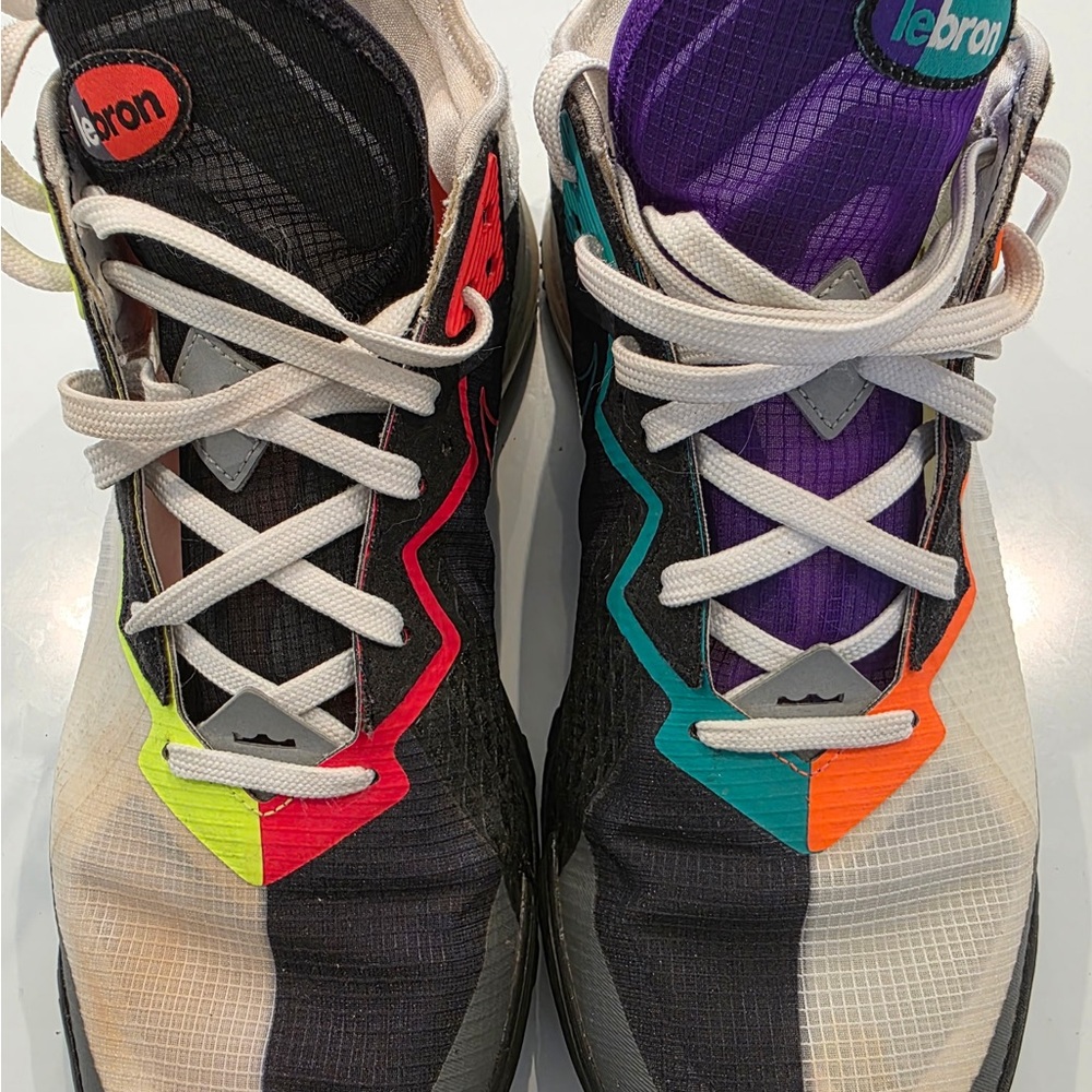 Lebron 18